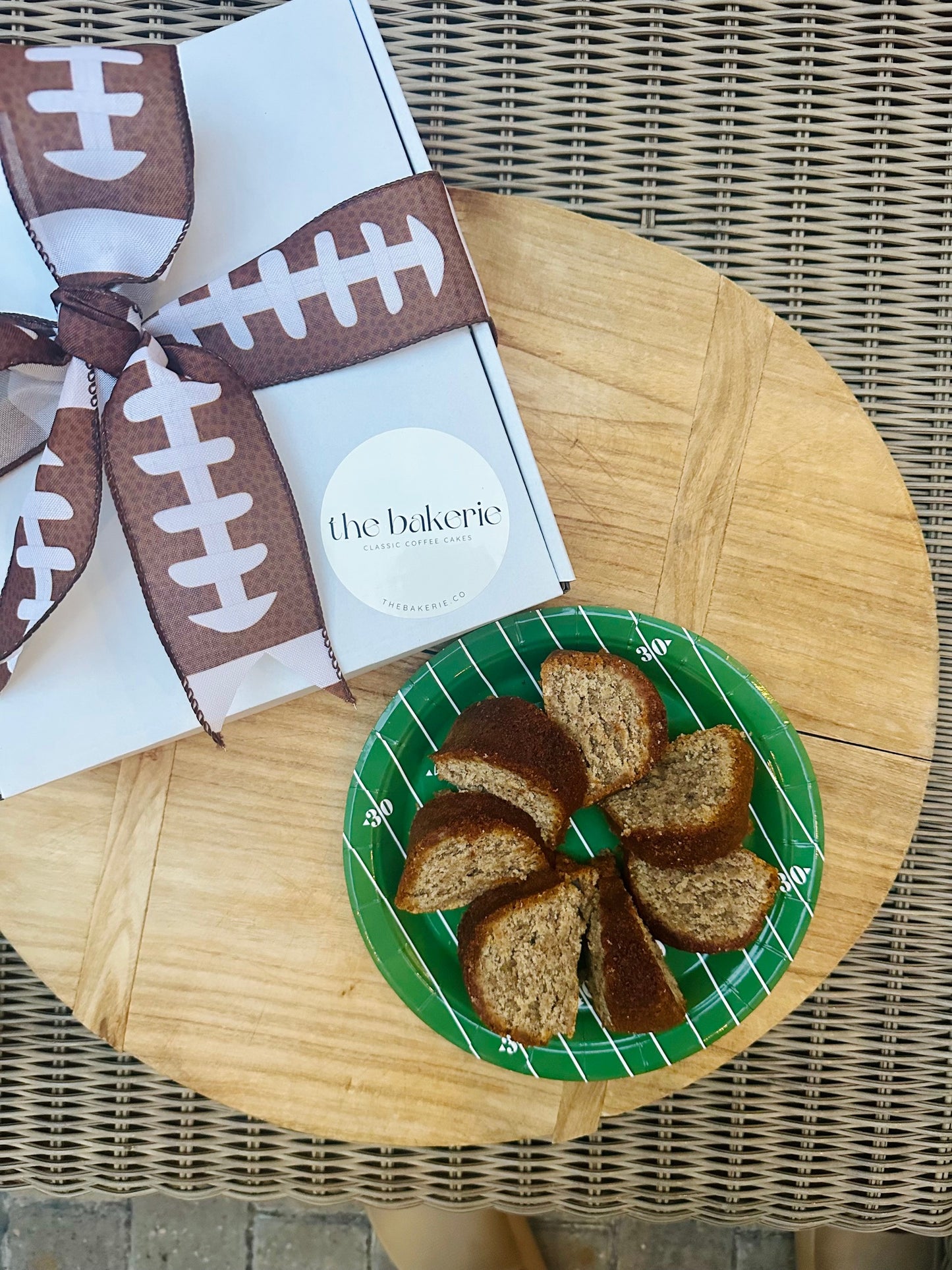 the SPORTS package! (16 individually wrapped slices!)